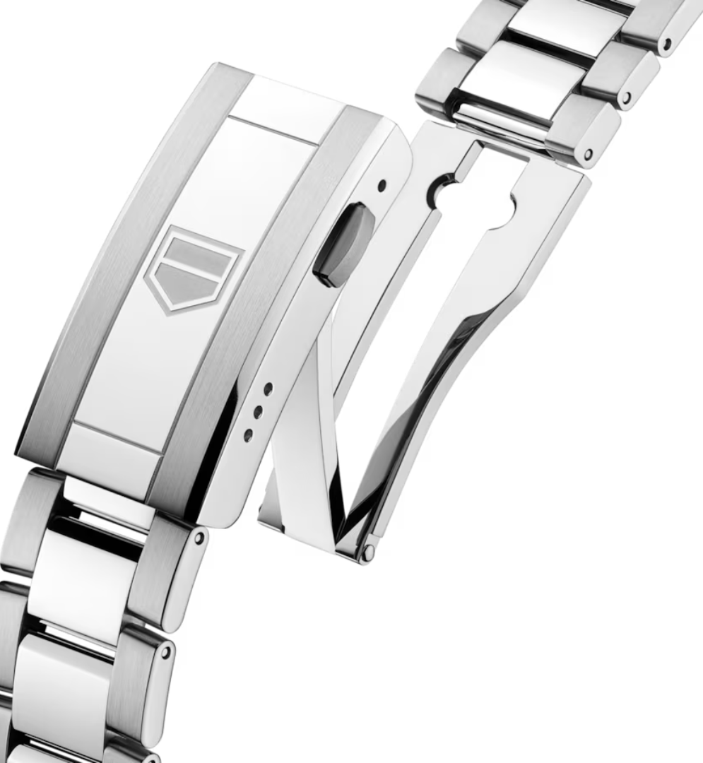 TAG Heuer Aquaracer Professional 200 Solargraph