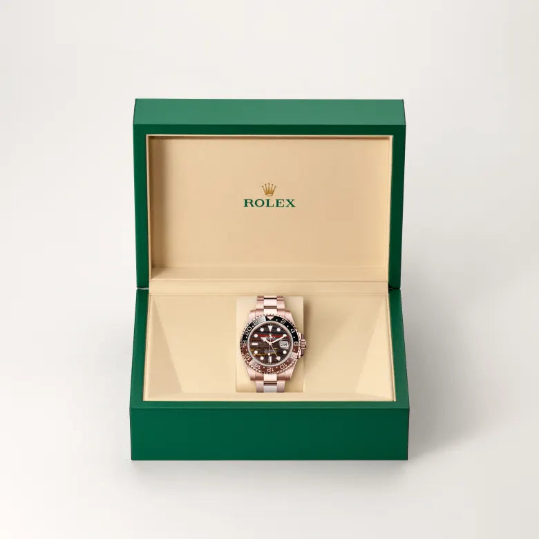 Rolex GMT-Master II Oyster, 40 mm, ouro Everose M126715CHNR-0002 - imagem 2