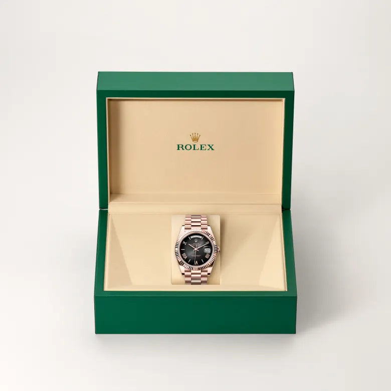 Rolex Day-Date 40 Oyster, 40 mm, ouro Everose M228235-0055 - imagem 2