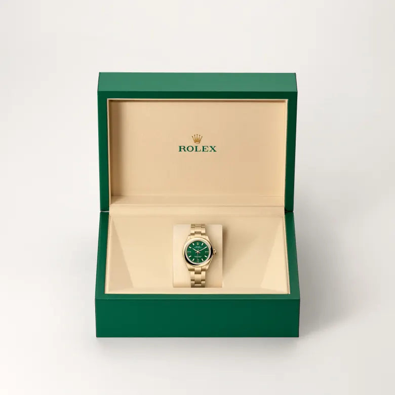 Rolex  Oyster Perpetual 28 Oyster, 28 mm, ouro amarelo M276208-0002 - imagem 2