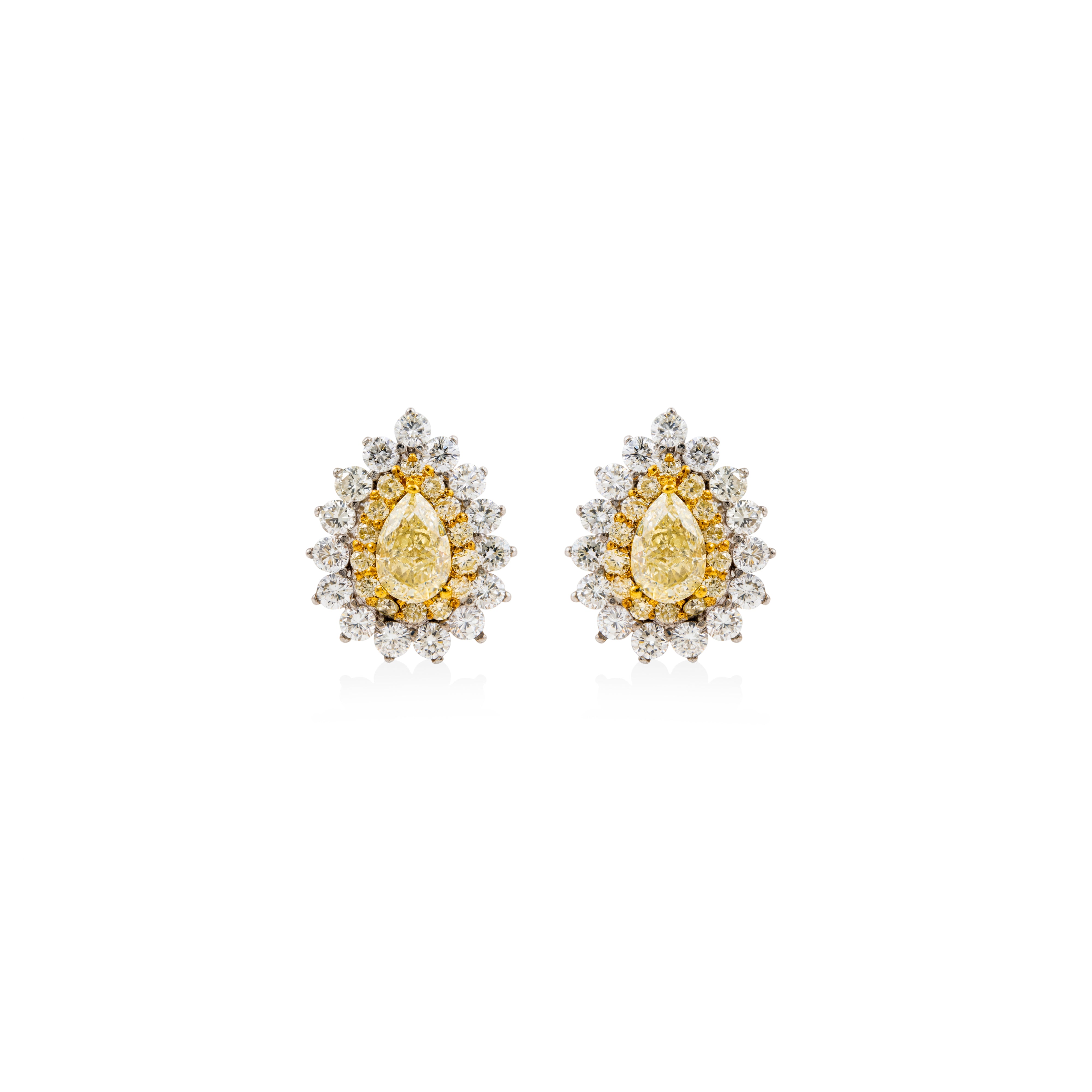 Brinco Fancy Yellow Pear Cut