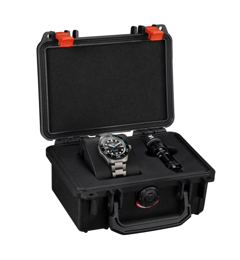 TAG Heuer Aquaracer Professional 500 Data